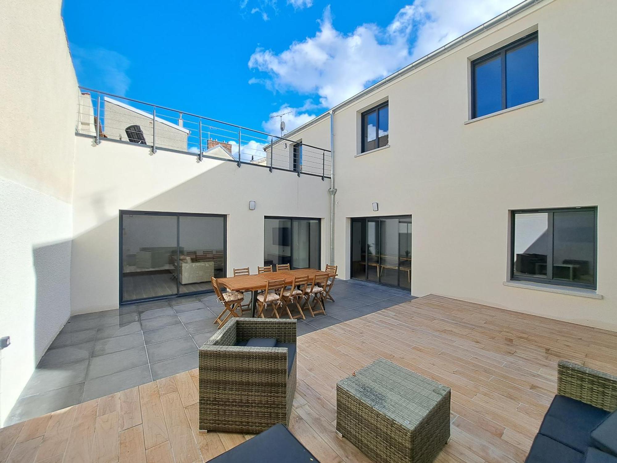 Abu Dhabi, Magnifique Maison Reims Ngoại thất bức ảnh